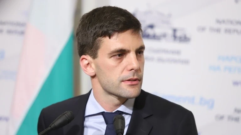 Не се прикрива нищо с ареста на Борисов, уверява Минчев