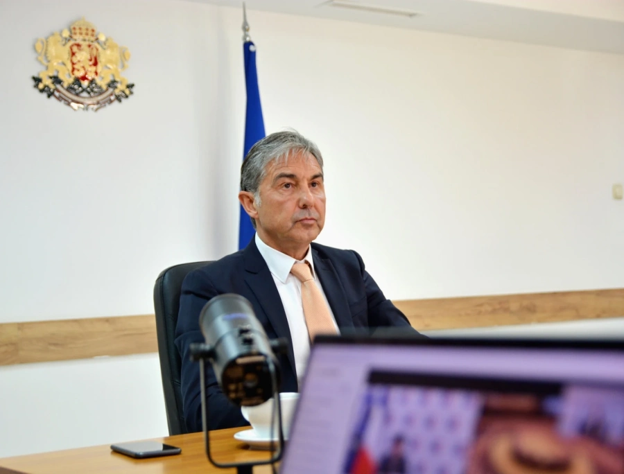 Владимир Върбанов: ЕС временно да спре изпълнението на разпоредбите в Пакет Мобилност I