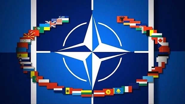 НАТО обмисля постоянно присъствие по границите си заради Русия