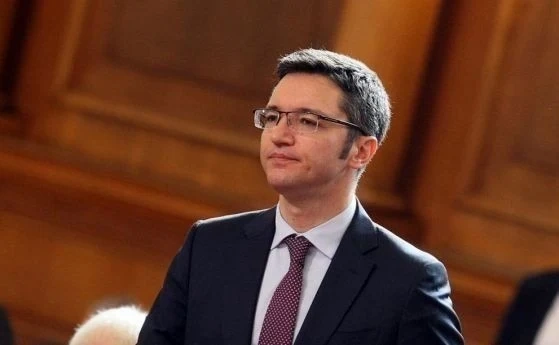 БСП ще напусне правителството, ако България прати военна помощ за Украйна