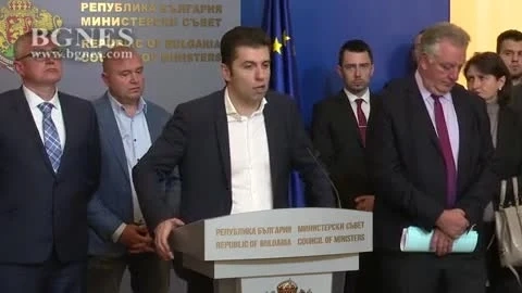 Петков: Задържахме цените на тока за битовите потребители, без да бъдат покачени