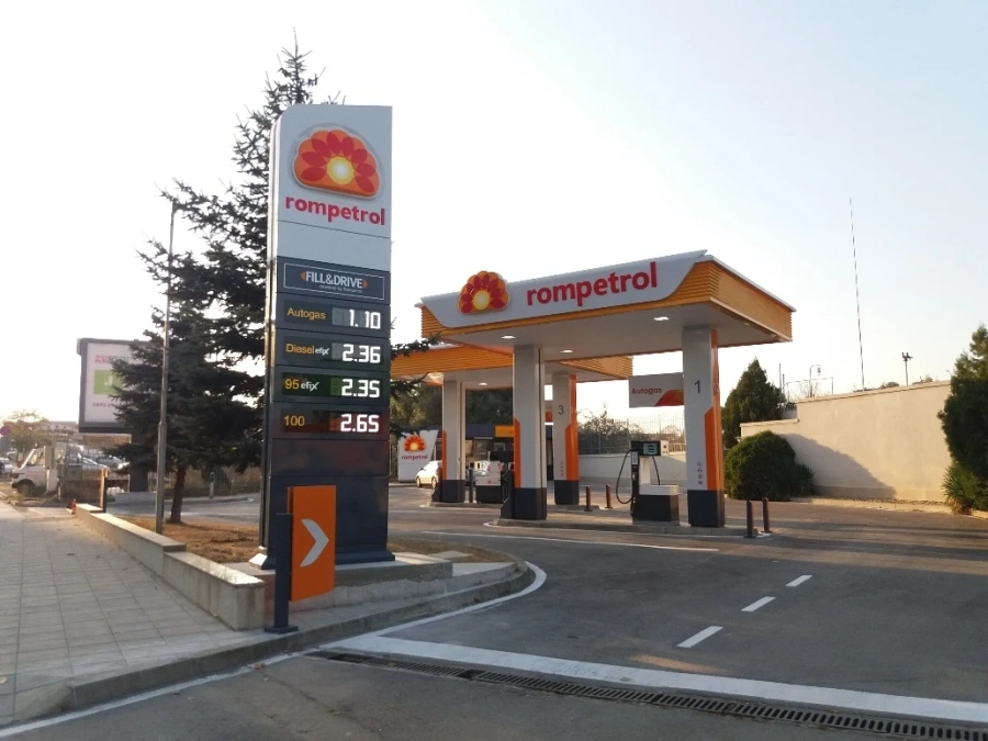 Ромпетрол България дава до 10 ст. отстъпка на горива с клиентски карти