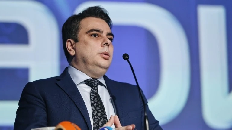 Василев прогнозира: Ще продължим да живеем в инфлация