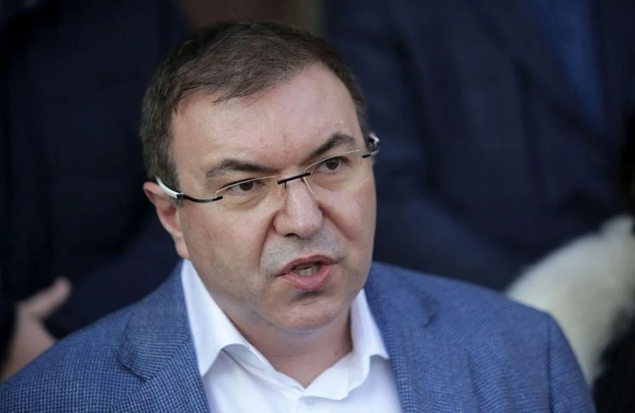 Костадин Ангелов: Петков ще си тръгне като поп Кръстьо