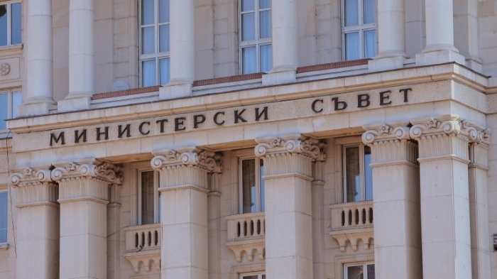 Кирил Петков внесе оставката на правителството