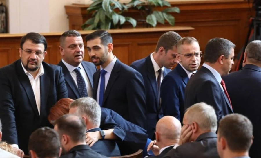 Депутатите решиха: Минималната пенсия става 467 лв.