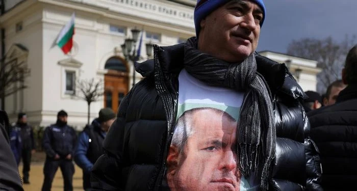 Старите герои се готвят да се върнат на власт. И да си отмъстят