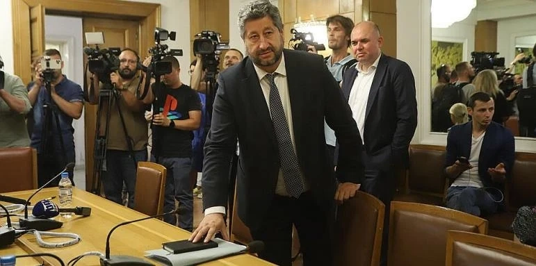 Христо Иванов с идея за суперкоалиция, иска дълготрайно управление 