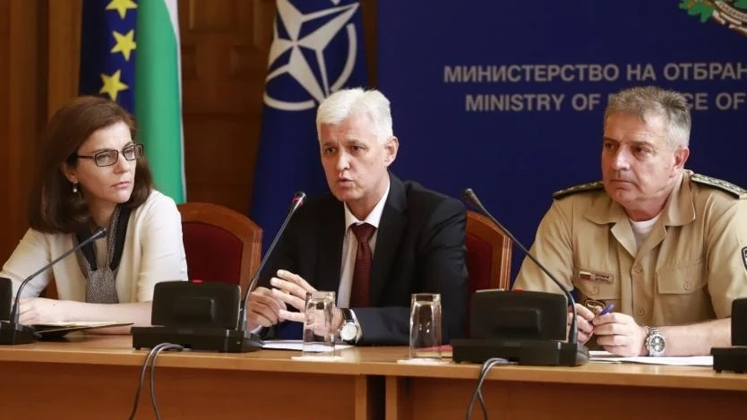 Димитър Стоянов: България е загубила $10 милиона от лихви в сделката за F-16