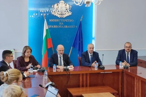 д-р Асен Меджидиев представи приоритетите и екипа на МЗ