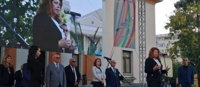 Вицепрезидентът в Карнобат: Хората разчитат много на местната власт