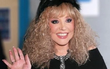 Алла Пугачова към критиците си в Русия: Бяха крепостни, станаха роби!