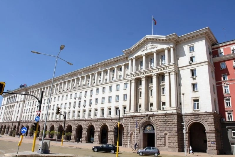 Правителството е изискало информация по казуса с камиона, избухнал на Кримския мост