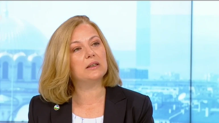 Йорданова: Не знаем дали ПП ще предложи кабинет, ако ветото върху Изборния кодекс бъде отхвърлено