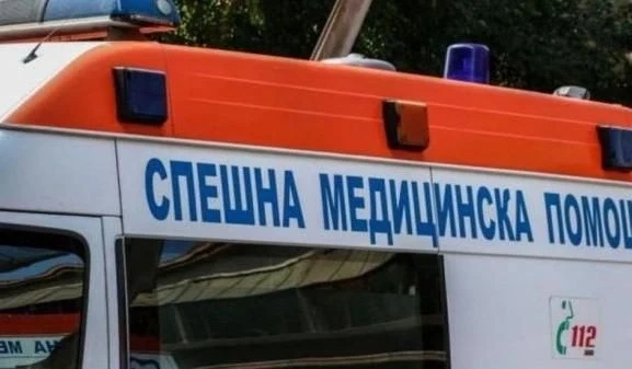 Блъснаха жена и бебе на кръстовище в София