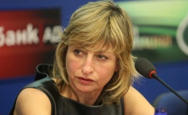 Мира Радева: Политиците ни са в окопна война, в която никой не желае да рискува