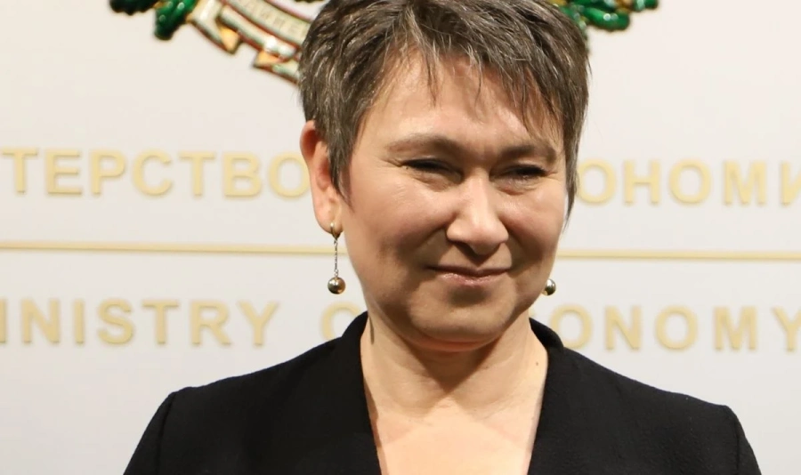 Даниела Везиева оспорва отнемането на докторската ѝ степен заради плагиатство