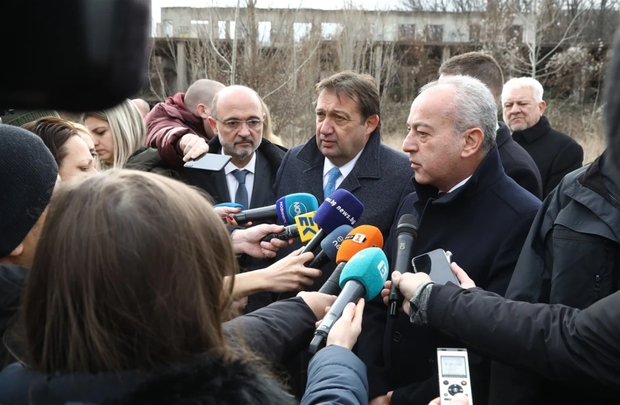 Донев: Идеята за национална детска болница е с история от над 40 г., служебният кабинет осигури терен за изграждането й за три месеца