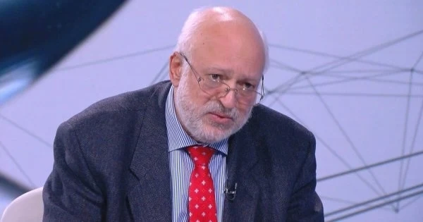 Минеков: Народният театър работи с фирма на дъщерята на пиарката