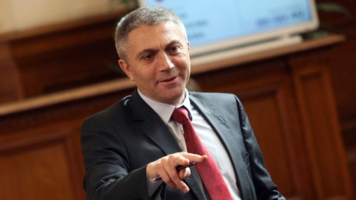 Карадайъ: Ако хората номинират Пеевски, той не трябва да се отказва да е депутат