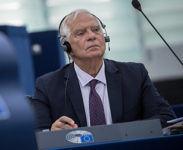 Борел: ЕС очаква Русия да губи по около 300 млн. евро на ден заради петролните санкции