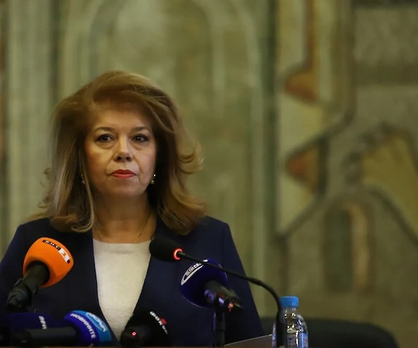 Йотова: Списъкът е още едно доказателство, че очевидно не сме си свършили работата