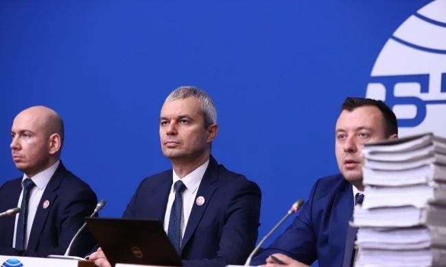 Костадинов се оплака от доноси срещу подписката за българския лев 
