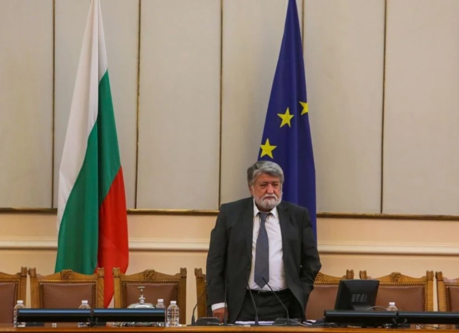 Вежди Рашидов откри първото заседание на 49-ото Народно събрание