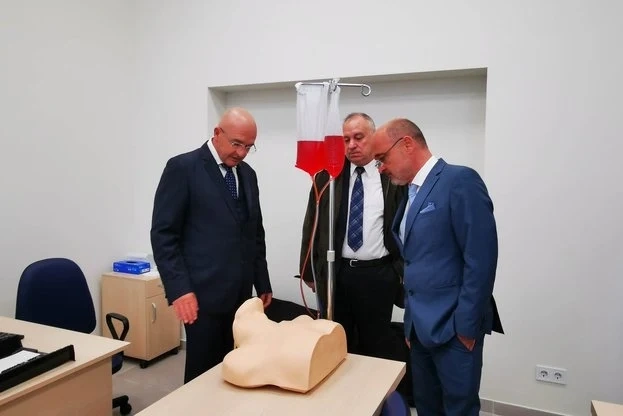Меджидиев: Изпращаме в Италия преподаватели за обмен на опит по оказване на спешна медицинска помощ по въздуха