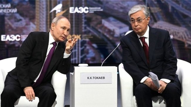 Токаев към Путин: Казахстан не желае да гради нов Съветски съюз