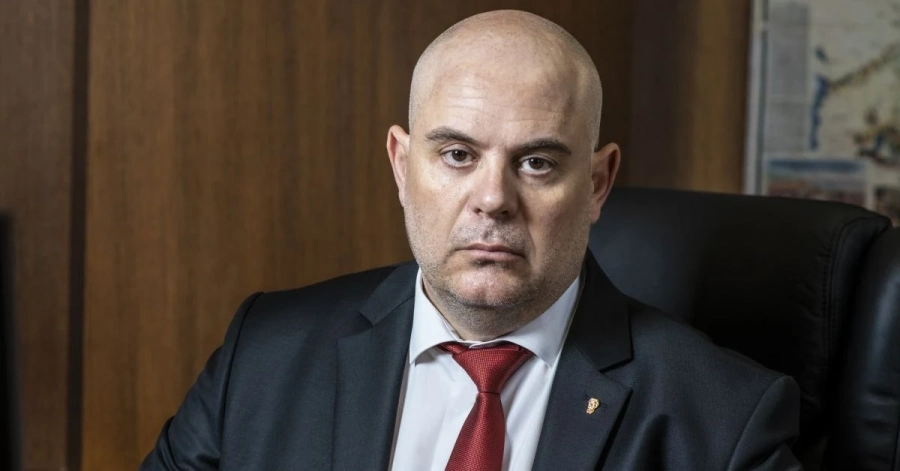 Гешев внесе в НС последните преводи на материали по делото Барселонагейт