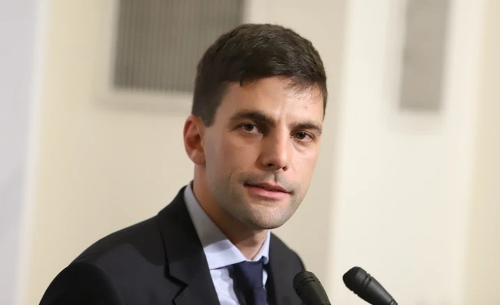 Никола Минчев: Ще има дискусия за смяната на националния празник