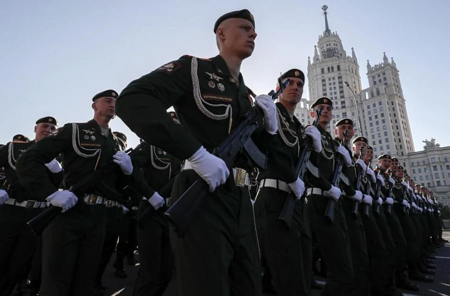 Путин подписа: Възрастовата граница за военна служба в Русия се вдига до 30 г.