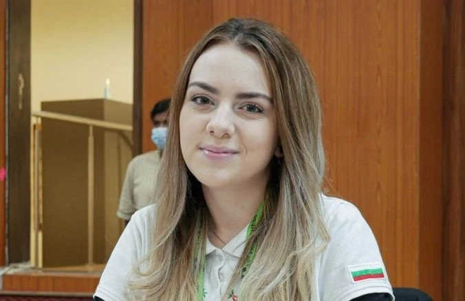 Салимова след финала: Можех да спечеля! Треньорът ѝ: Съжалява за загубения мач, който правеше сама