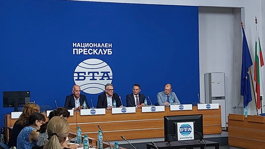  Българският слънчоглед не стига за производителите на олио 