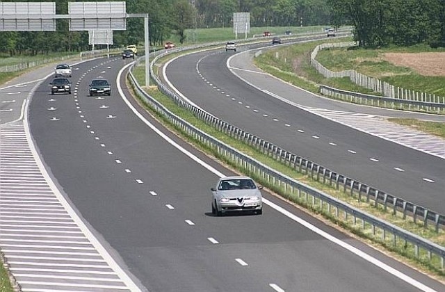 АПИ предупреди: Карайте внимателно по магистрала Тракия  