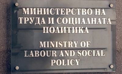 Средната заплата в България се е повишила до 1957 лв. през второто тримесечие на 2023 г.
