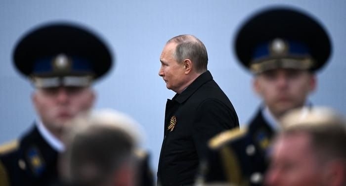 Путин стяга редиците - лично инспектирал военния щаб в Ростов на Дон