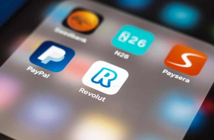 Revolut с нови услуги за българските си клиенти