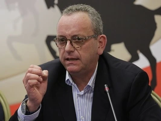 Проф. Стоянович: Цензори на разни нива в БНТ гледаха рубриката ми преди излъчване