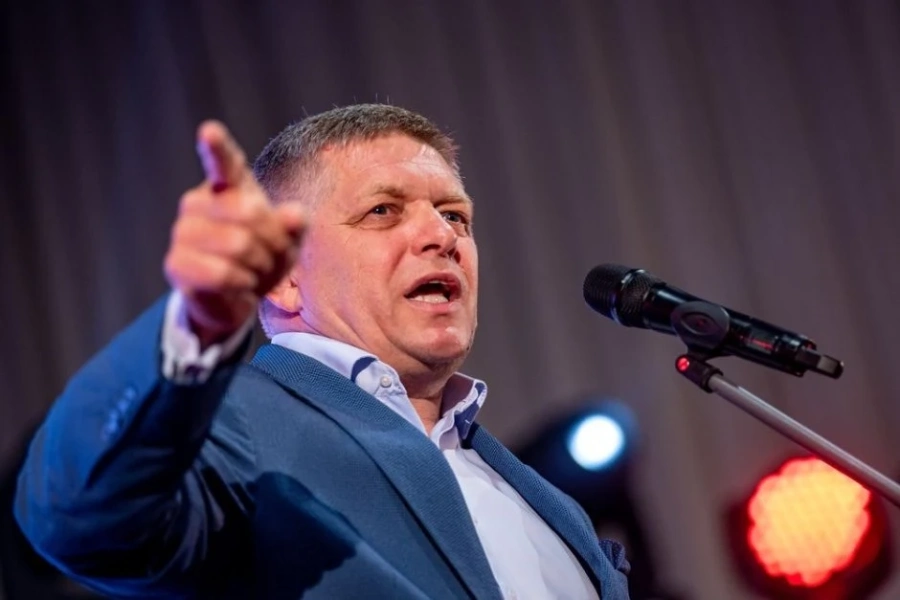 Словакия пак ще изнася оръжия за Украйна, въпреки обещанията на Фицо