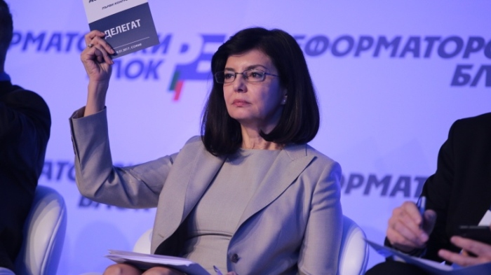 Меглена Кунева влиза в битка за Съвета на Европа