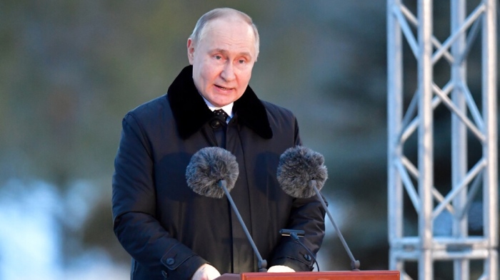 Путин се регистрира като кандидат за президентския пост в Русия