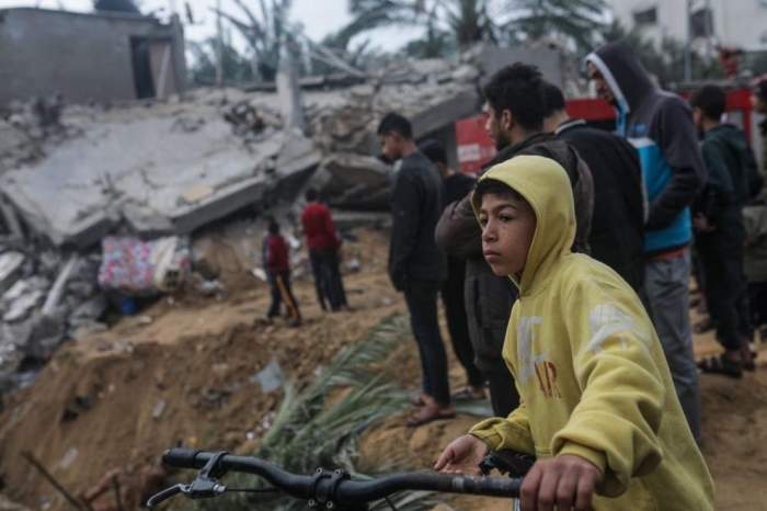 Израел удари град Рафах, където се приютиха много от избягалите жители на Газа