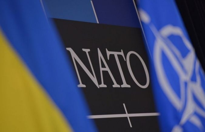 Посланикът на САЩ в НАТО: Киев да не очаква покана за членство в Алианса на този етап