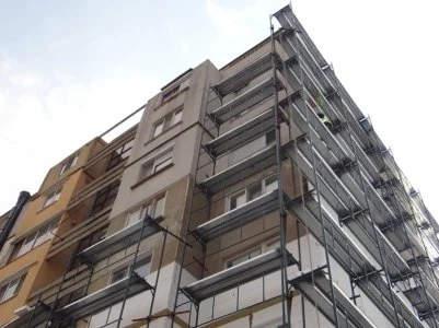 ГЕРБ иска безплатно саниране за всички блокове от резервния списък