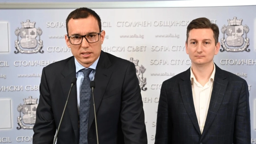 Васил Терзиев увери: Няма да има поскъпване на цените на билетите и картите в градския транспорт