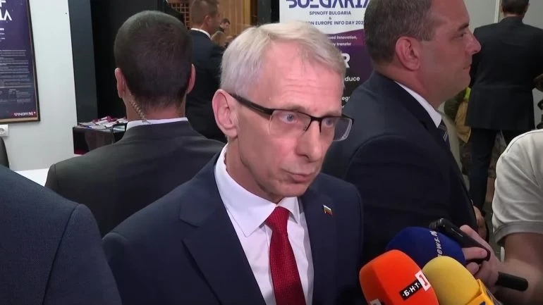 Денков ще разговаря с млади хора за почтеността в управлението