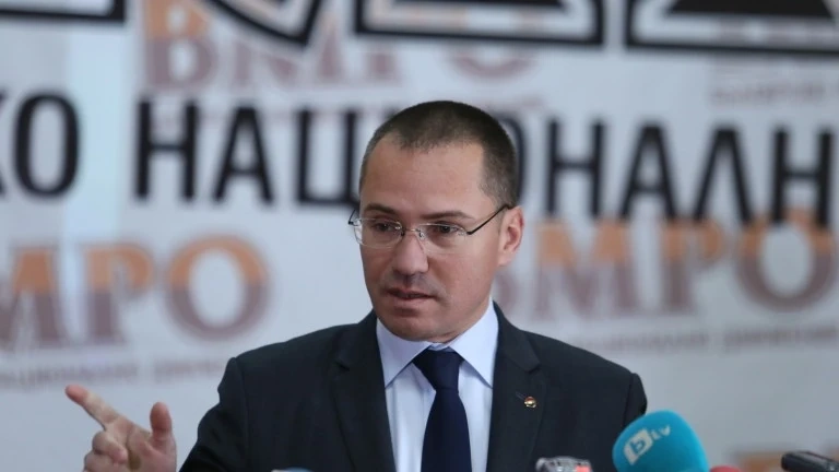 Джамбазки иска да се изиска обяснение от Пендаровски за македонското малцинство