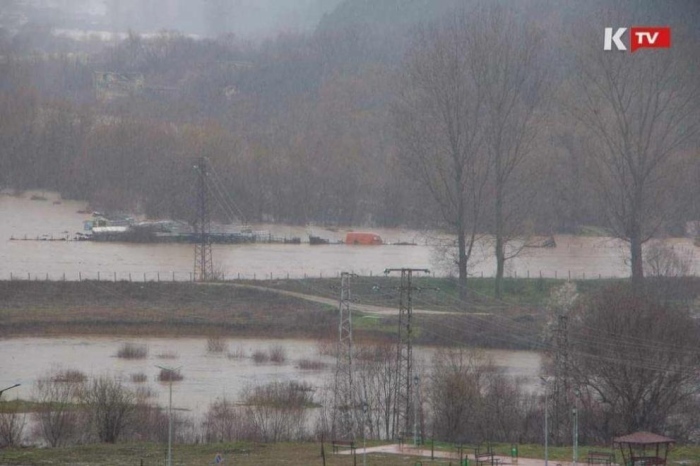 Мощна буря удари Кърджалийско, има наводнения